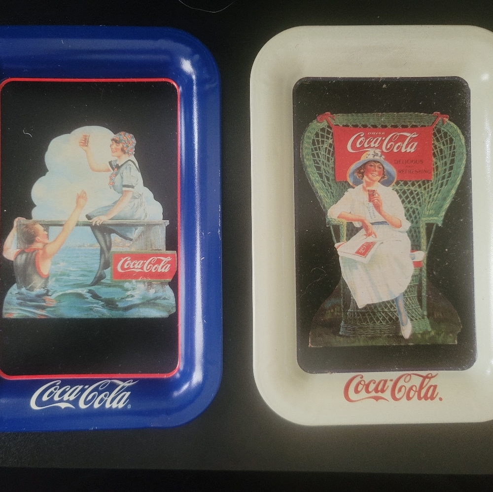 Collectibles mini trays